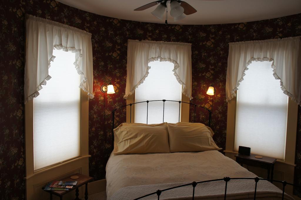 Maplecroft Bed & Breakfast Barre Zimmer foto